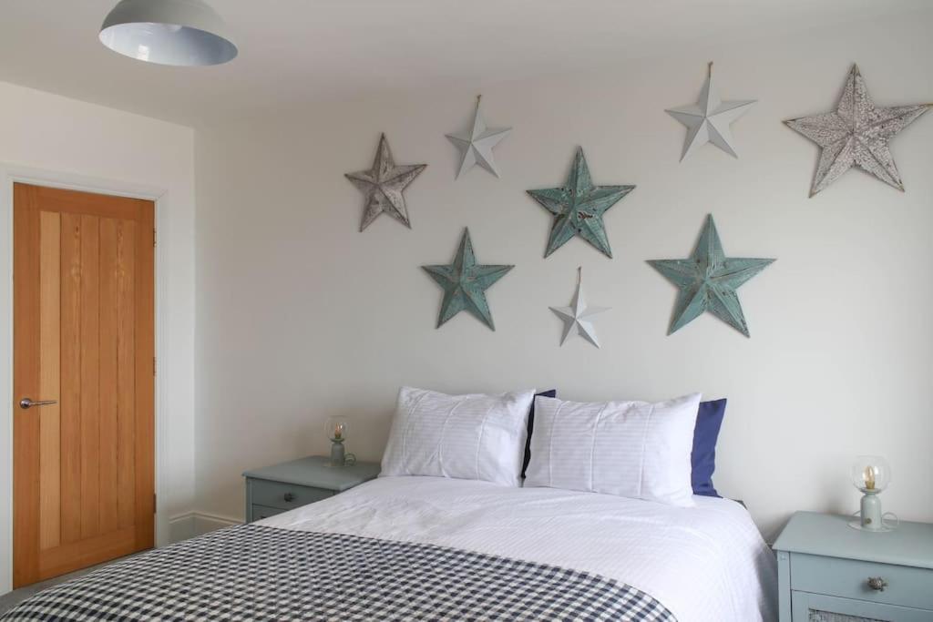 Lovely 2- Bedroom Apartment With Stunning Sea Views Worthing Extérieur photo